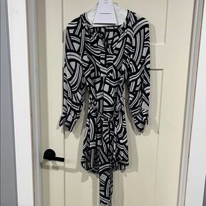 Banana Republic Monochrome Long Sleeve Dress